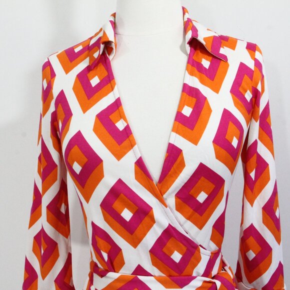 Diane Von Furstenberg Vintage Collection Wrap Dress 4 NEW Retro cube Print DVF - Picture 11 of 15